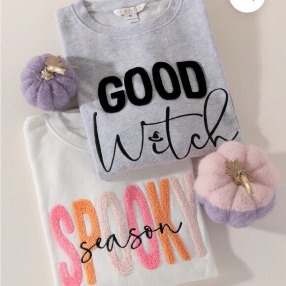 Sweatshirt “SPOOKY Season” - Picture 3 of 4